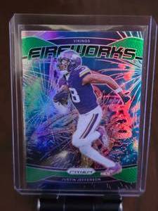 lot 85 image: JUSTIN JEFFERSON 2024 PRIZM GREEN FIREWORKS