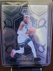 lot 106 image: JADEN MCDANIELS 2023-24 PANINI MOSAIC