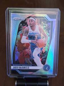 lot 111 image: JADEN MCDANIELS 2024-25 PANINI TRUE SILVER PRIZM