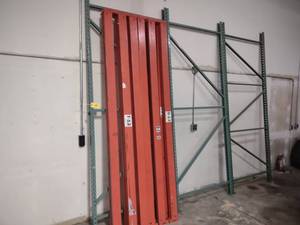 lot 15 image: Pallet Rack
