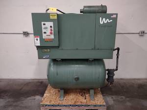 lot 6 image: Joy Rotary Screw Air Compressor