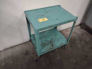 lot 23 image: Cart