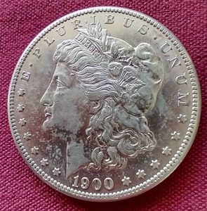 lot 72 image: 1900-S Morgan Dollar
