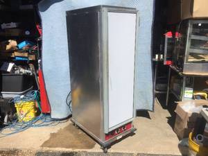 Avantco HC1836HPI Insulated Heated Holding/Proofing Cabinet