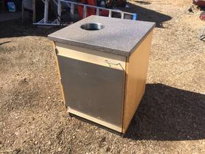 lot 117 image: In-Store Garbage Can Cabinet Station 27 x 27 x 36