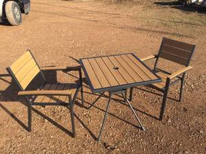 lot 152 image: Outdoor PatioChair Set - Nice