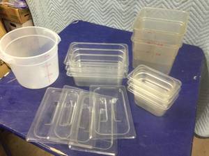 lot 164 image: Misc Food Containers