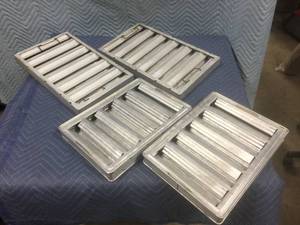 lot 191 image: (4) Grease Filters 11 12 x 15 12 - 11 12 x 19 12