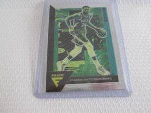 lot 13 image: 2020-21 Giannis Antetokounmpo Flux ...
