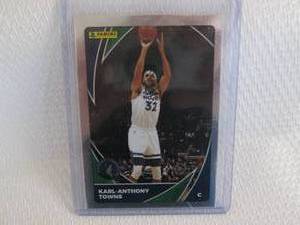 lot 32 image: 2021-22 NBA Sticker Karl Anthony To...