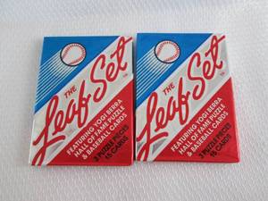 lot 34 image: 2-1990 Leaf Baseball Wax Packs...