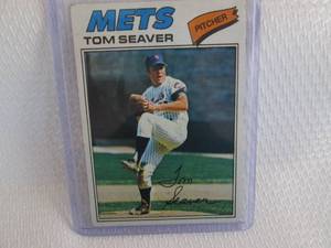 lot 35 image: 1977 Topps Tom Seaver Card...
