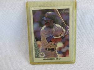 lot 52 image: 1990 Leaf Ken Griffey Jr  Card...