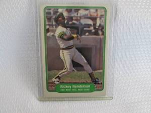 lot 71 image: 1982 Fleer Rickey Henderson Card...