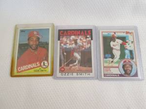 lot 122 image: 1983 - 1986 Topps Ozzie Smith Cards...
