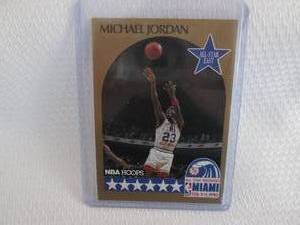 lot 189 image: 1990-91 NBA Hoops Michael Jordan Ca...