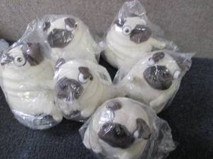 lot 253 image: 6 Small Plush Pugs...