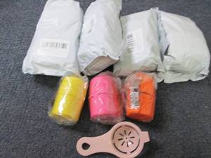 lot 278 image: 5 Sets-4 pc Egg Shell Opener Sets R...