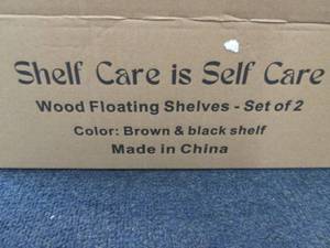 lot 319 image: Set of 2 Wooden Floating Shelves...