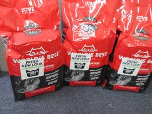 lot 401 image: 3- 8 lb Bags Worlds Best Cat Litte...