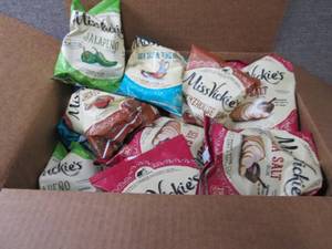 lot 417 image: 28- 1 38 oz Bags Miss Vickies Ass...