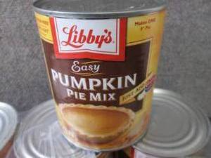 lot 427 image: 6- 30 oz Libbys Easy Pumpkin Pie M...