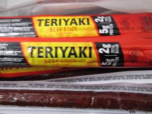 lot 537 image: 12 Jack Links Teriyaki Beef Sticks...