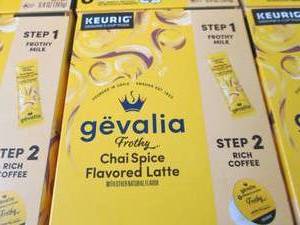 lot 562 image: 6- 6 ct Gevalia Frothy Chai Spice K...