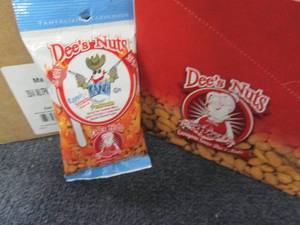 lot 586 image: 2- 10ct 4 oz Dees Nuts Ranch Sirac...