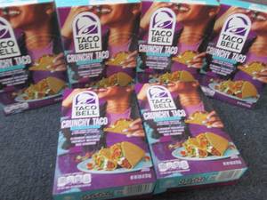 lot 600 image: 6- 8.85 oz Taco Bell Cruncht Taco C...
