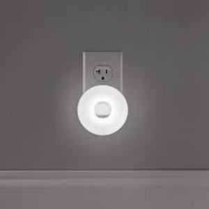 lot 5 image: Lot of RGBW Color Changing Plug-In LED White Night Light with Remote Control  Customer Returns See Pictures