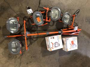 lot 35 image: Lot of HDX Lighting Various Models and Conditions   Customer Returns See Pictures