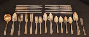 lot 60 image: Prestige Silver Plated Flatware Set