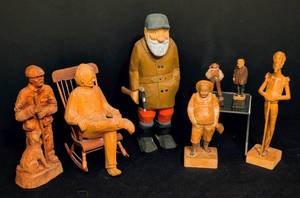 lot 64 image: Vintage Carved Wood Figurines