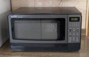 lot 69 image: Sharp Carousel Microwave