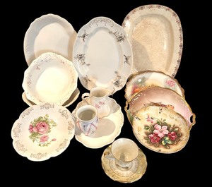 lot 129 image: Variety of Antique and Vintage Dishes