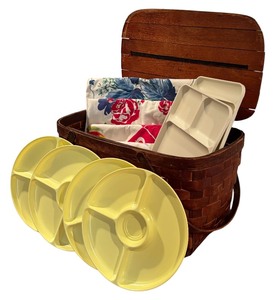 lot 86 image: Two Baskets including Picnic Plates, Platters Linens