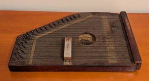 lot 149 image: Vintage Mandolin Harp Instrument