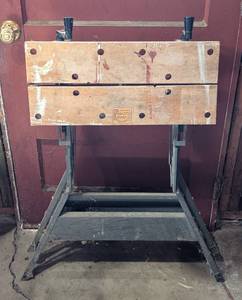 lot 156 image: Craftsman Portable Workstation