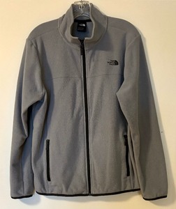 lot 32 image: The North Face Womens Size Large Fleece Zip Front Jacket