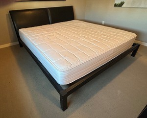 lot 10 image: Room and Board King Bed Frame