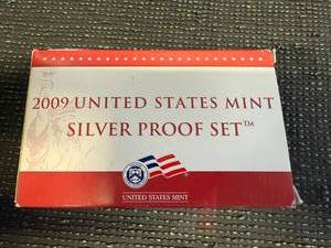 lot 2 image: 2009 US Mint Silver Proof Set
