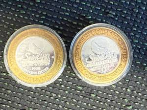 lot 22 image: 1997 & 1998 Spirt Lake Casino .999 Silver Collectors Series Tokens