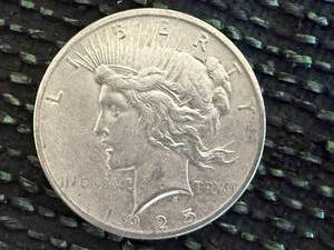 lot 63 image: 1925 Peace Dollar