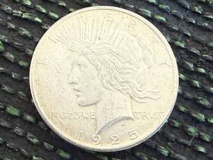 lot 64 image: 1925 Peace Dollar