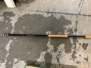 lot 93 image: 24 Extend-a-Reach Telescopic Pole