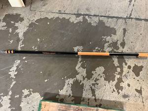 lot 94 image: 24 Extend-a-Reach Telescopic Pole