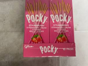 lot 155 image: 10 Pack of Pocky Strawberry Cream Covered Biscuit Sticks