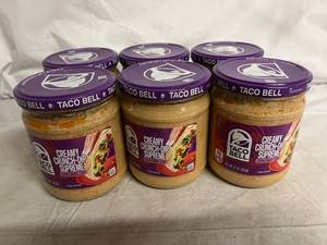 lot 210 image: 6 Jars of Taco Bell Creamy Crunch - Dip Supreme