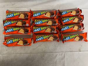 lot 268 image: 12 Reeses Fast Break Bars
